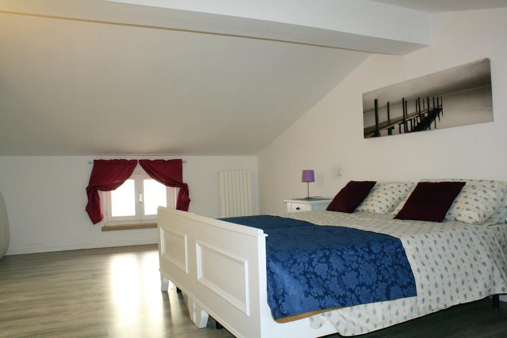 B&B Corte Del Garda 카스텔누보델가다 객실 사진